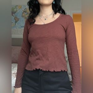 XS Old Navy Scoop-Necked Maroon Long Sleeve